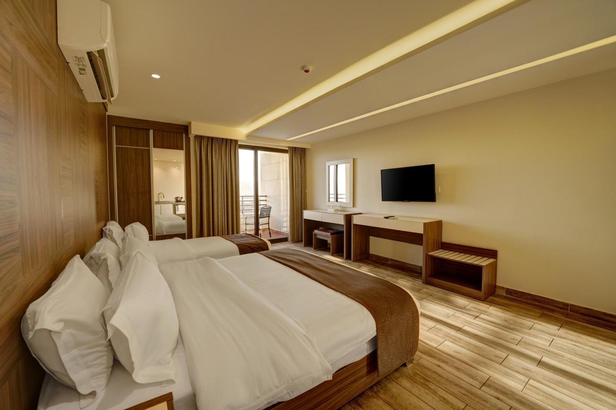 עקבה Luciana Hotel By Fhm מראה חיצוני תמונה